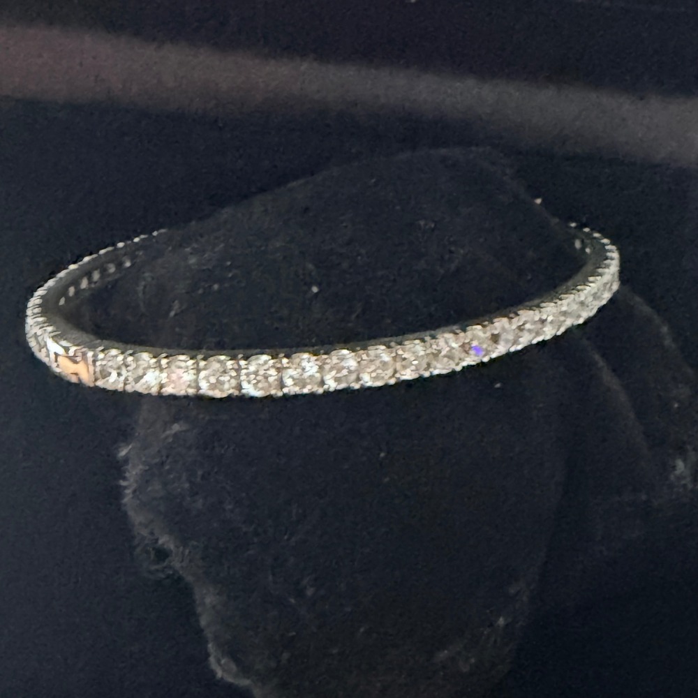 Thailand Sterling Silver Cubic Zirconia Tennis Bangle Bracelet Box Clasp 2.25"